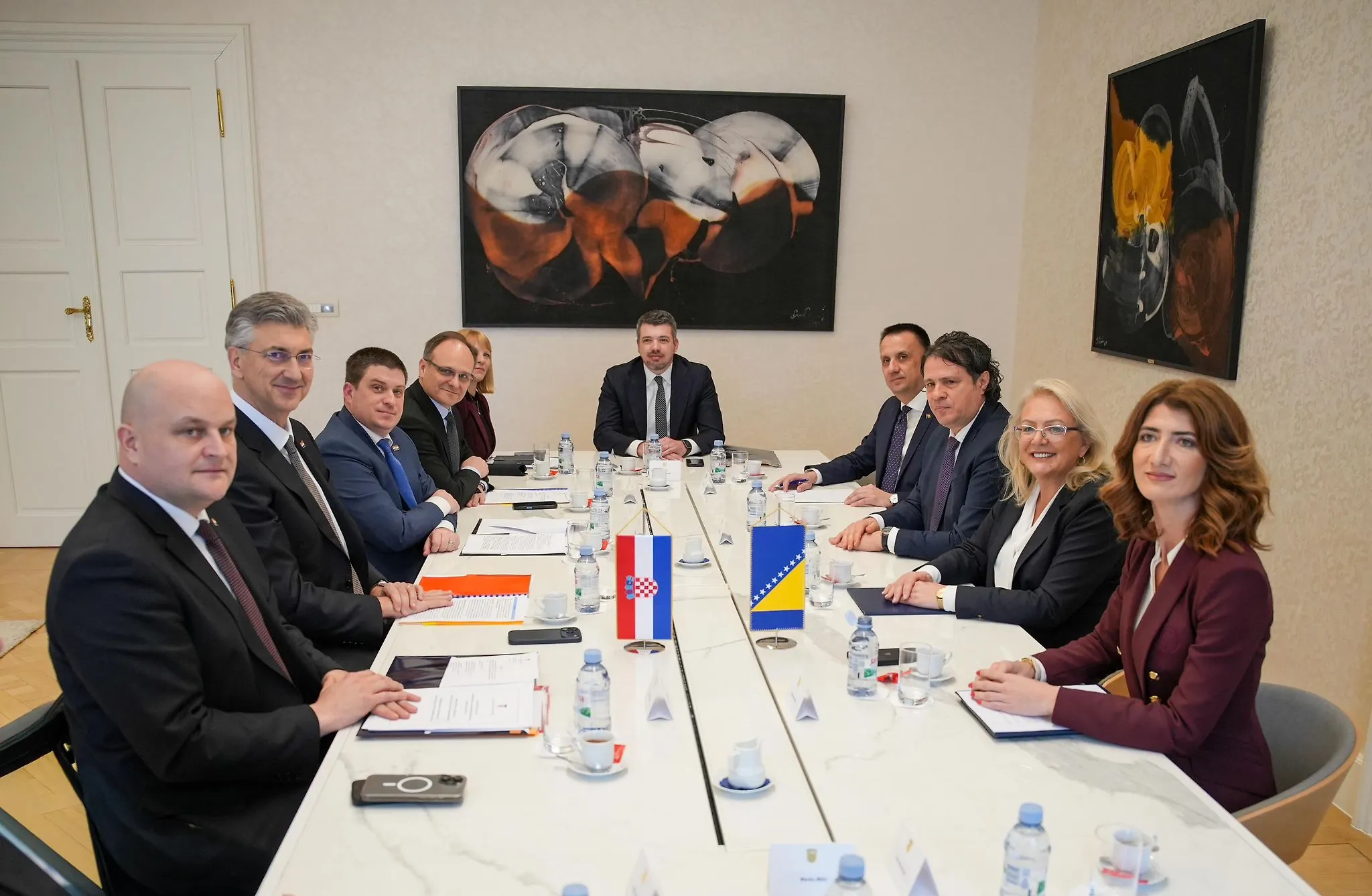 Zagreb: Bradara i Plenković s izaslanstvima o stabilnosti, investicijama i energetskim izazovima
